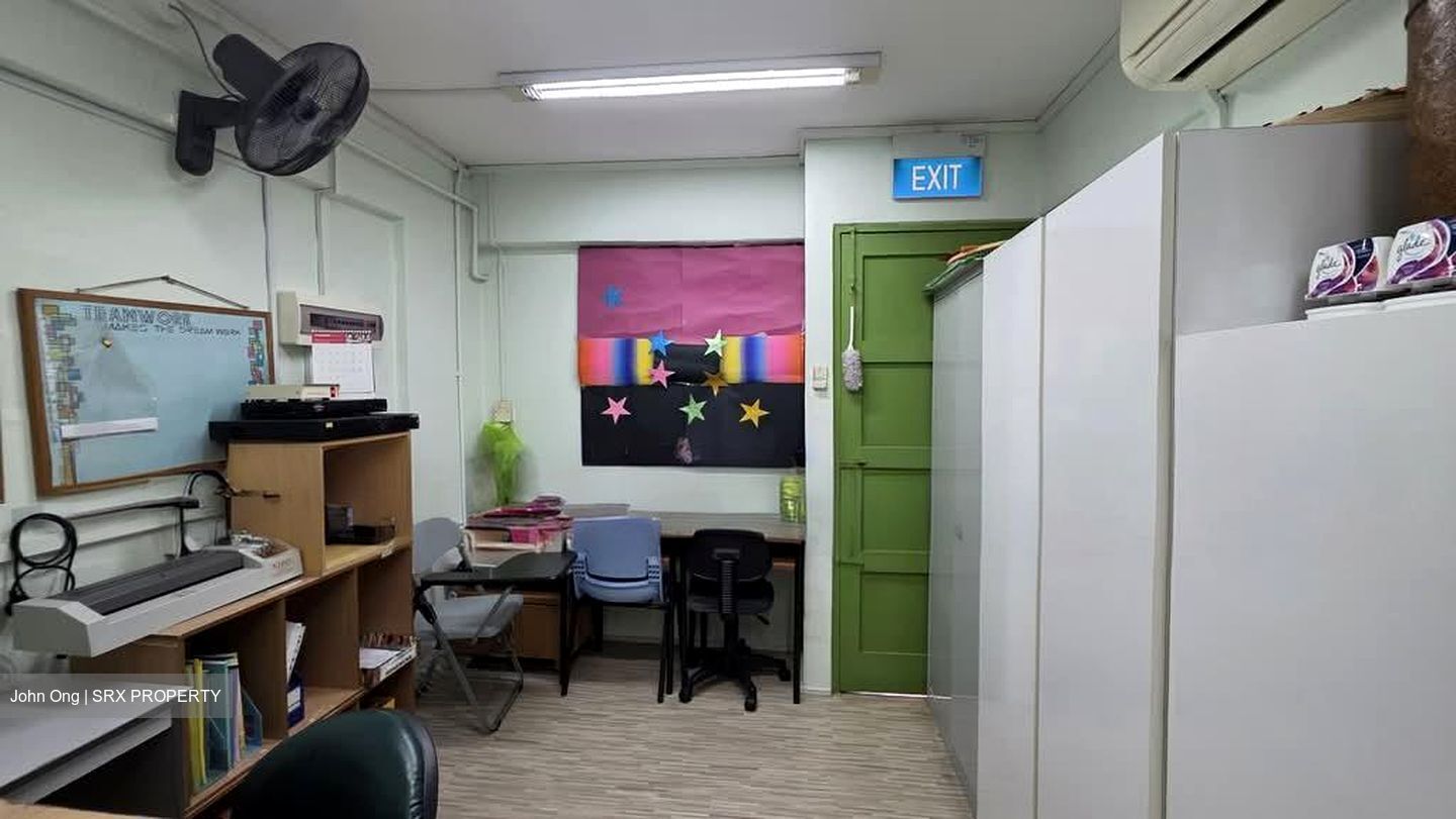 Garden Hill (D16), Office #599058101